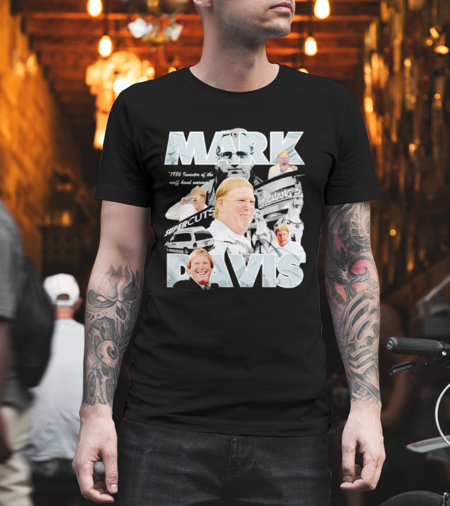 Mark Davis 1986 Inventor of the Muff Hand Warmer Raiders Monochrome Humor T-Shirt