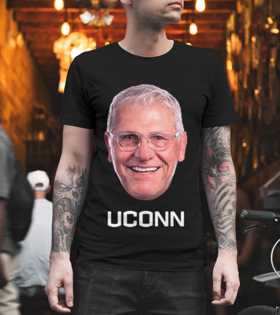 Geno Auriemma UConn Huskies Coach Smiling Face T-Shirt