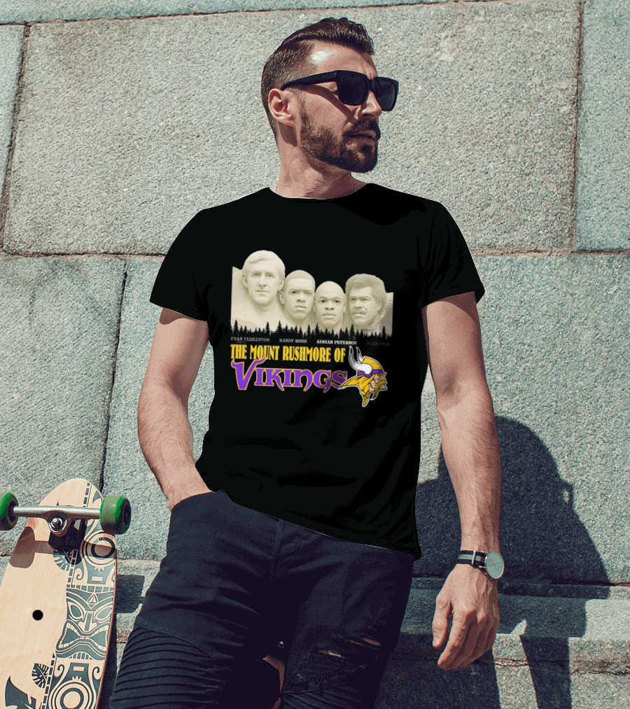Mount Rushmore Of Vikings Fran Tarkenton Alan Page Randy Moss Adrian Peterson T-Shirt