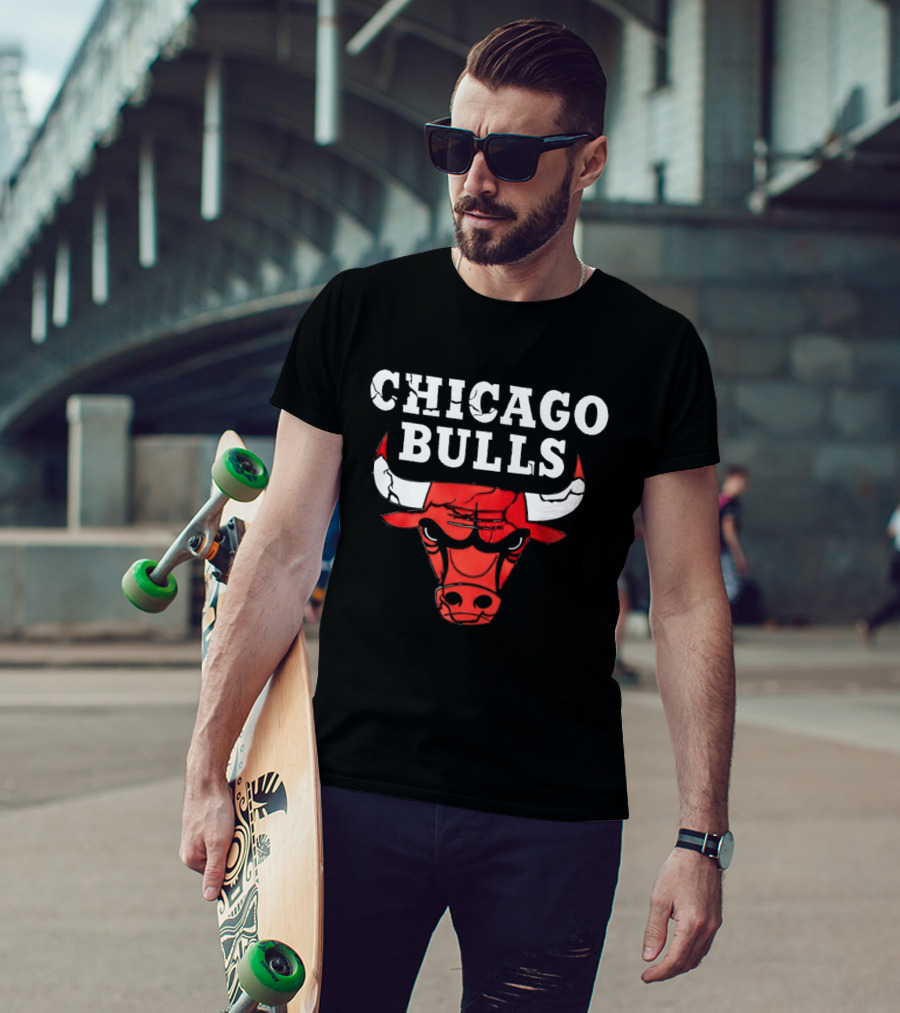Chicago Bulls Red Bull Head Iconic NBA Team T-Shirt