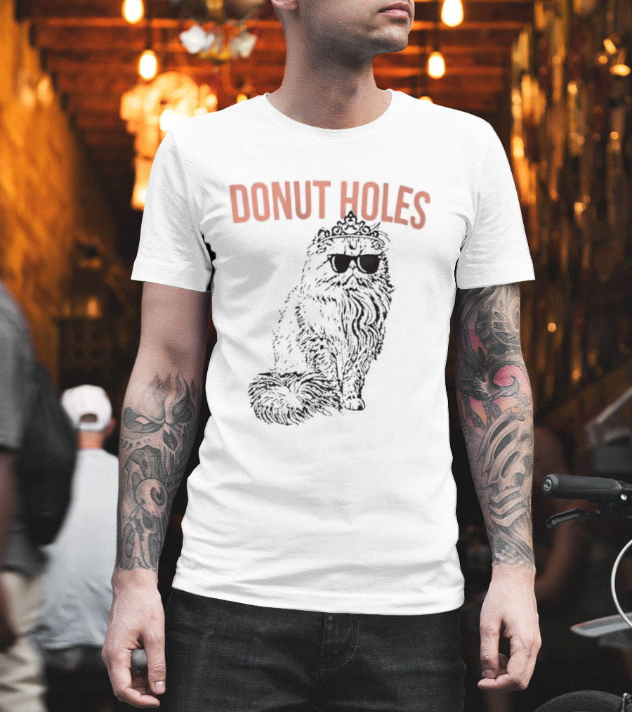 Donut Holes Persian Cat Sunglasses Crown T-Shirt