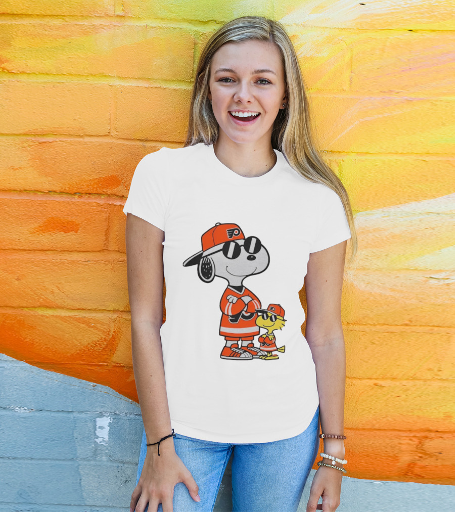 Snoopy Woodstock Philadelphia Flyers NHL Hockey Sunglasses T-Shirt