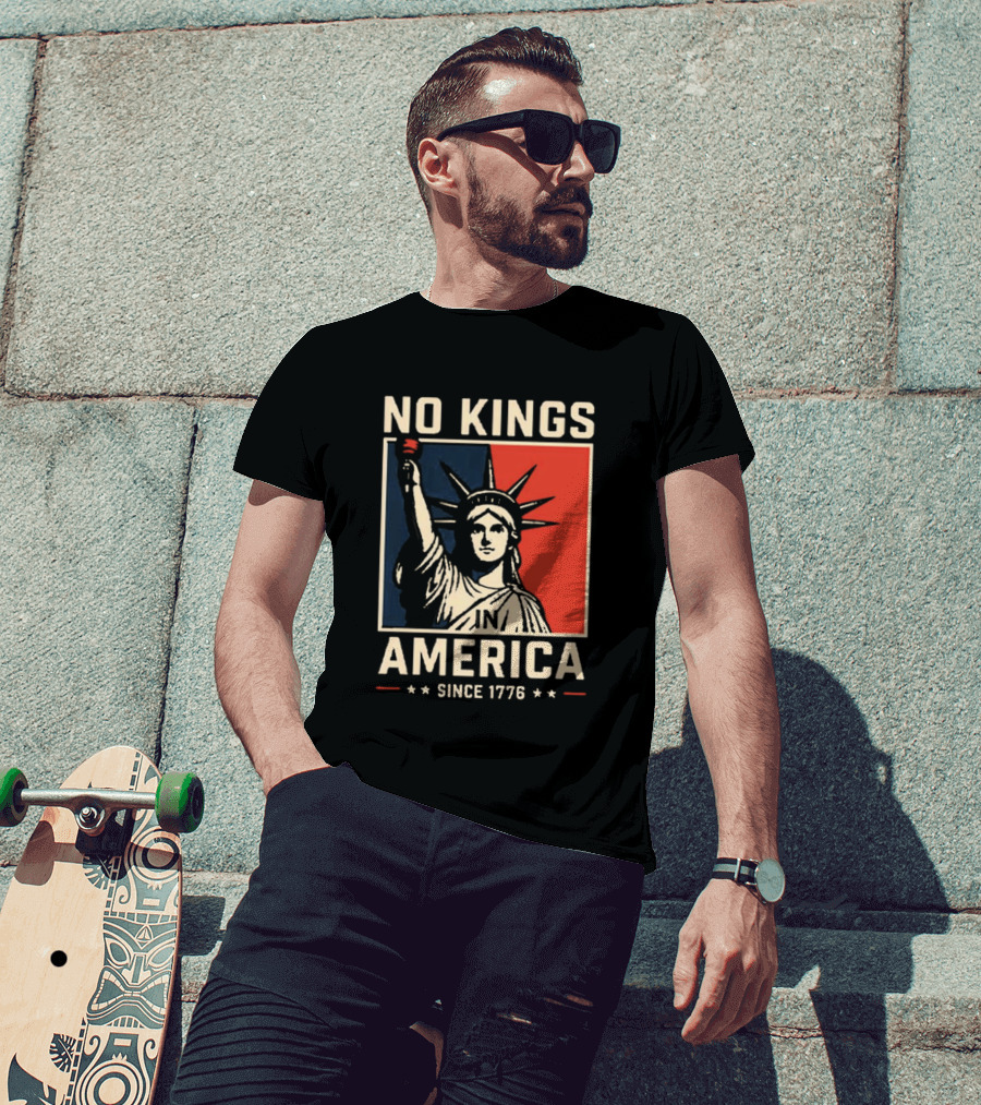 No Kings America Statue Since 1776 Comfort Colors® T-Shirt