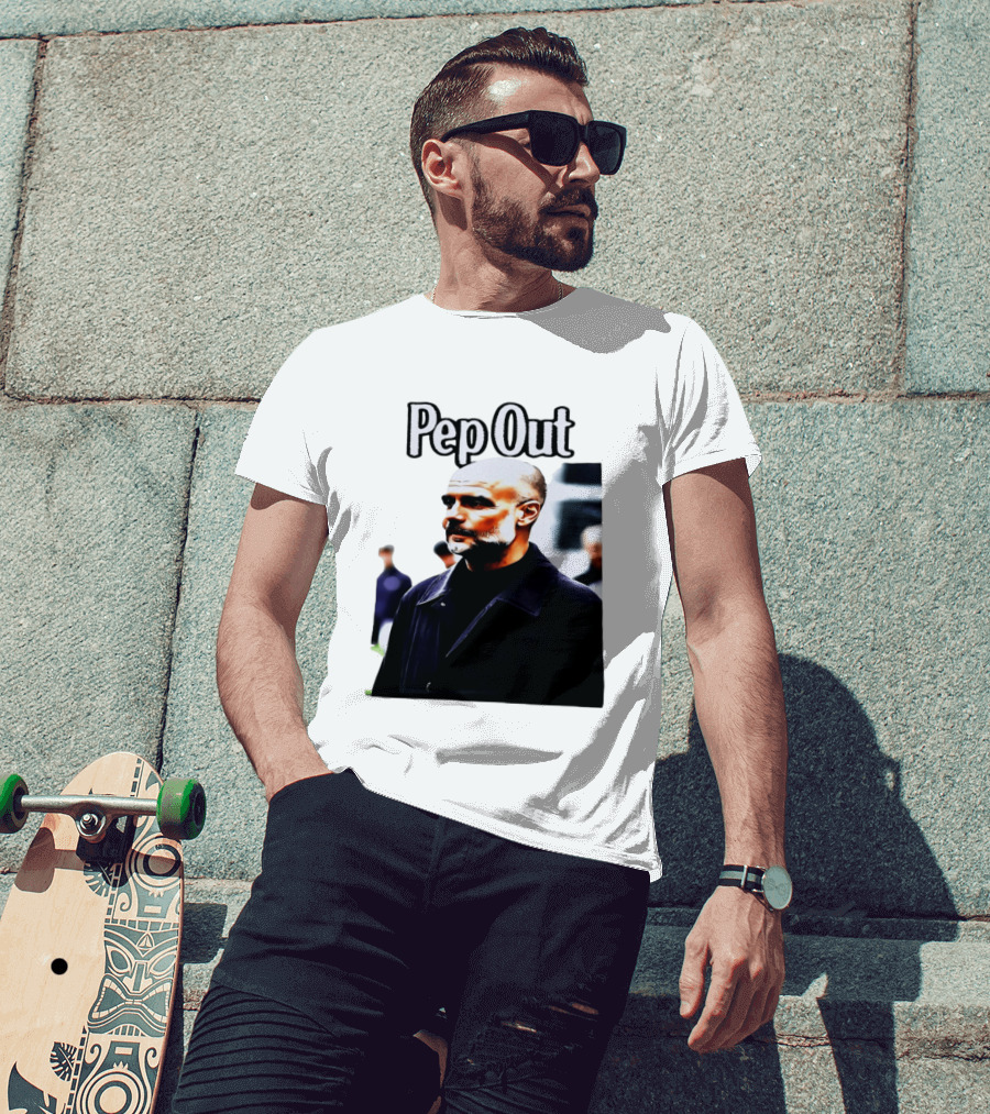 Pep Out Football Manager Critique T-Shirt