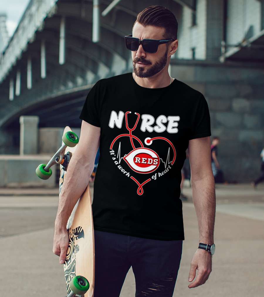 Cincinnati Reds Nurse Stethoscope It's A Work Of Heart T-Shirt