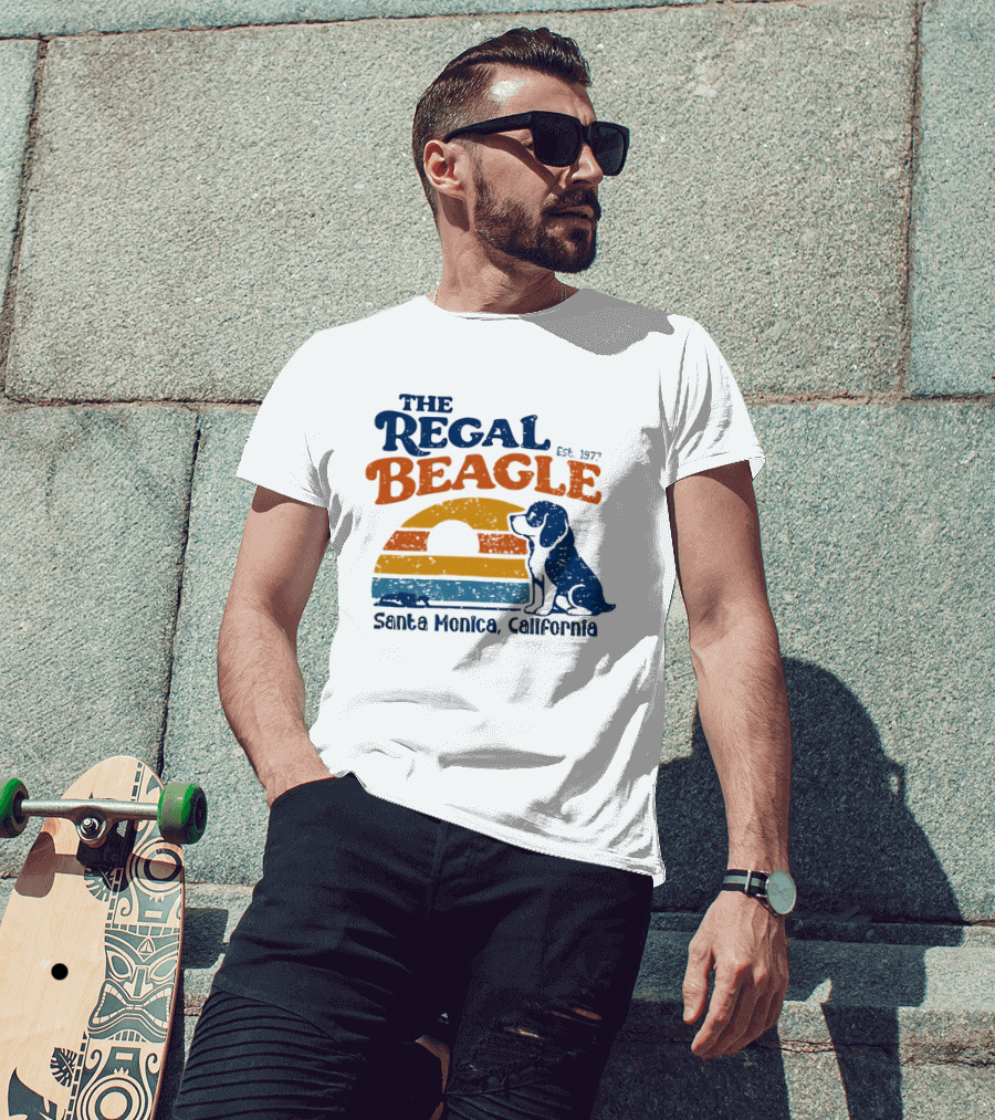The Regal Beagle Santa Monica California Est 1977 Vintage Sunset Dog T-Shirt