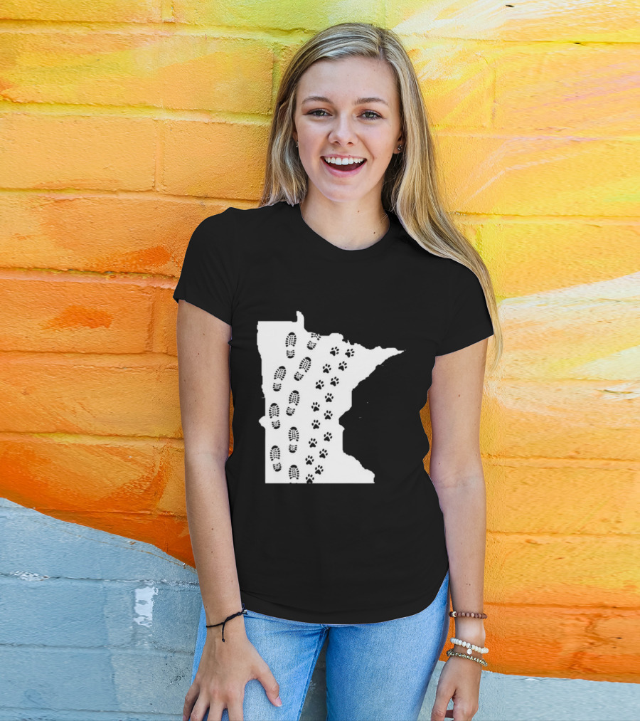 Minnesota Map Footprints And Paw Prints Outdoor Adventure T-Shirt