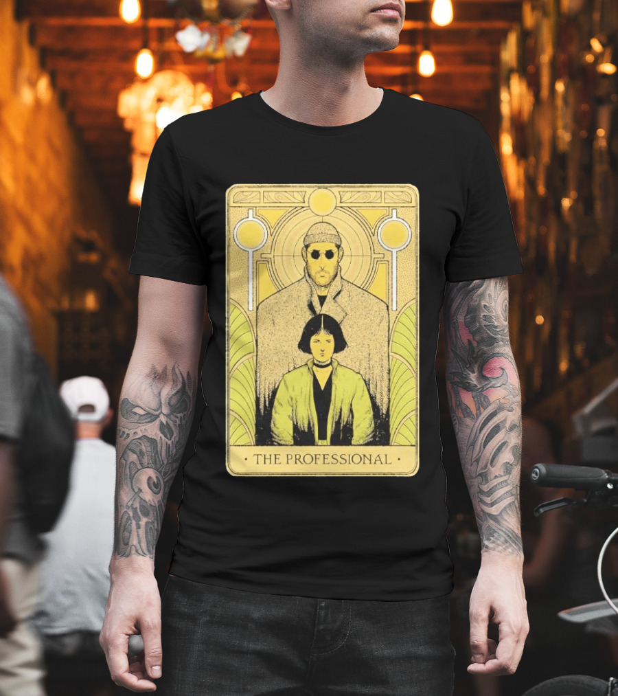 Léon The Professional Tarot Card T-Shirt