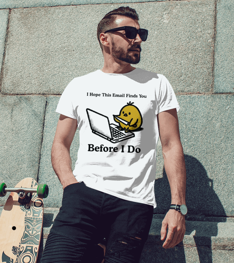 I Hope This Email Finds You Before I Do Chicken Knife Laptop T-Shirt