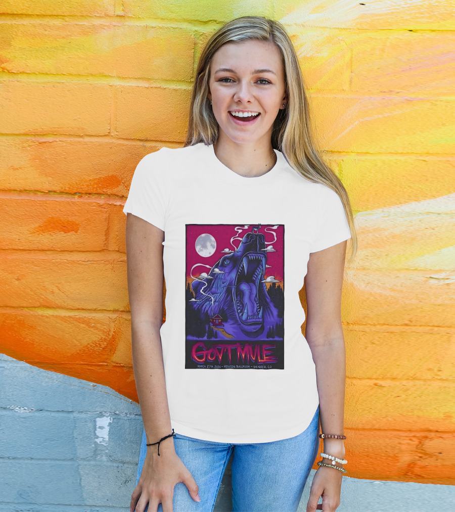 Govt Mule Mission Ballroom Denver March 27 2026 Mystical Bear And Moon Scene T-Shirt