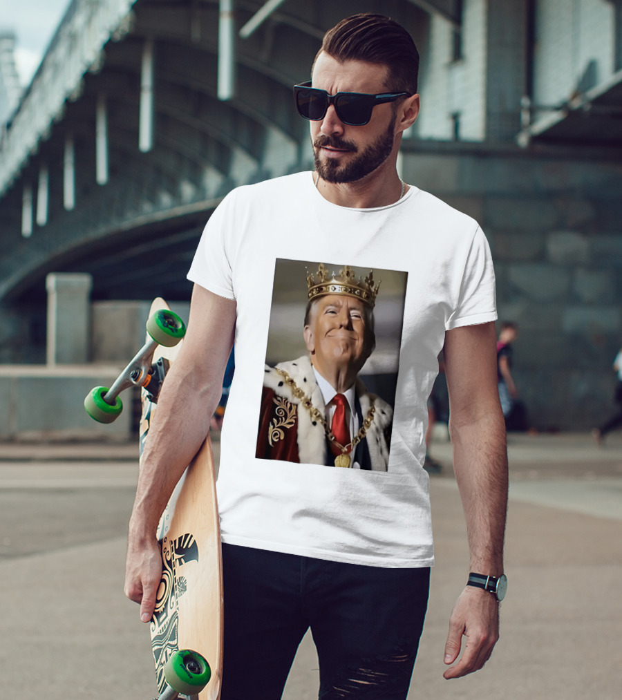 Donald Trump Crowned As King Regal Attire Red Tie Gold Crown T-Shirt