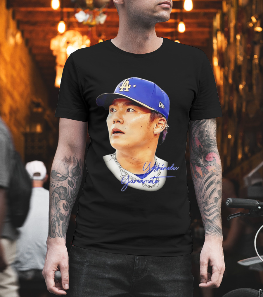 Yoshinobu Yamamoto Los Angeles Dodgers Baseball Player T-Shirt