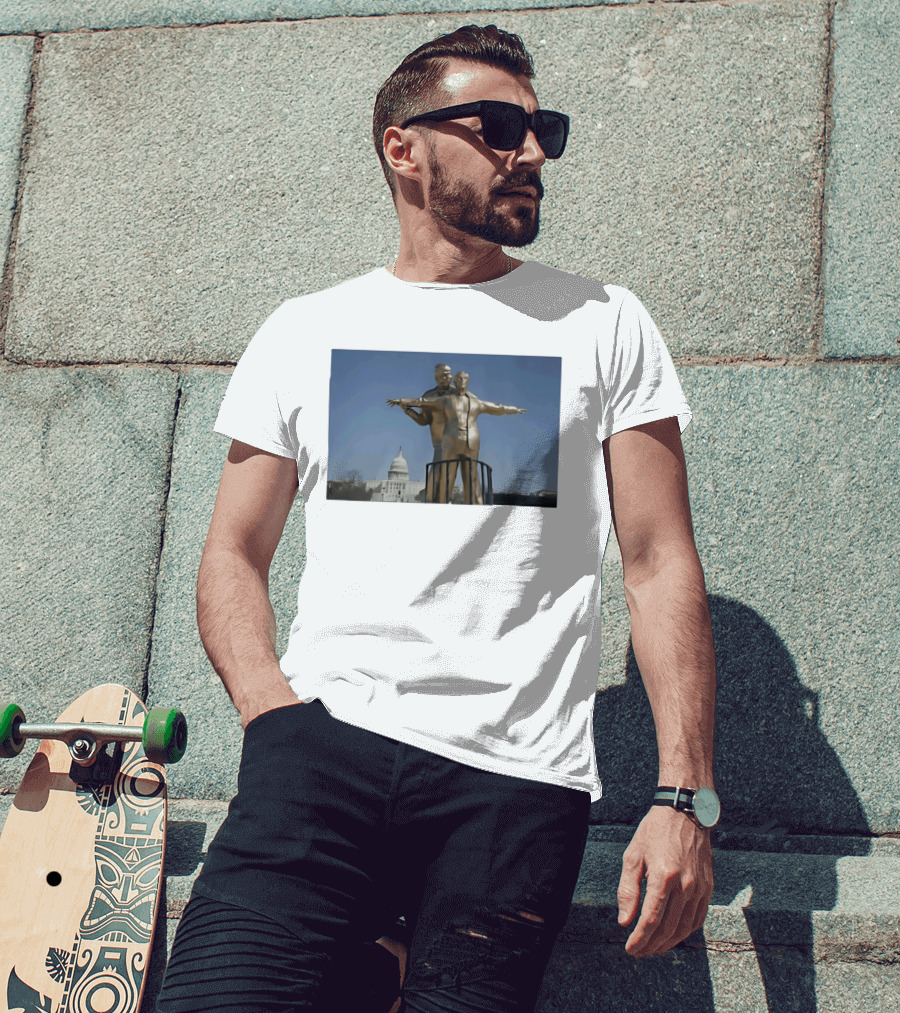 Donald Trump Jeffrey Epstein Titanic Pose White House Sculpture T-Shirt