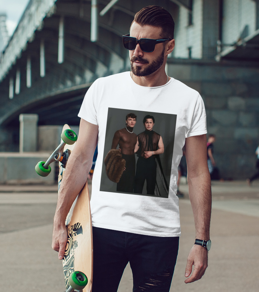 Ilya Rozanov Connor Storrie Oscars Heated Rivalry Fashion Moment T-Shirt