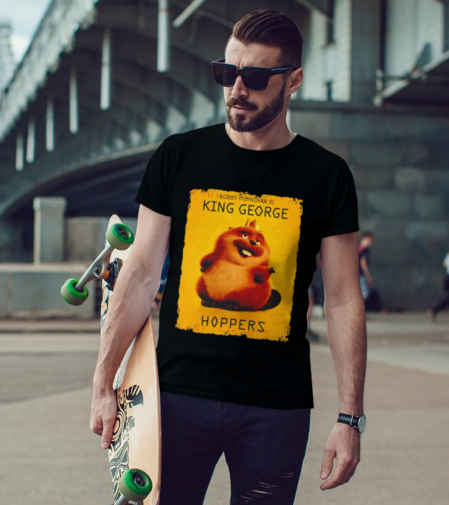 Bobby Moynihan Is King George Hoppers Smiling Cartoon Character With Crown On Orange T-Shirt