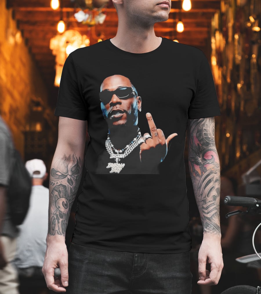 Burna Boy Middle Finger Gesture Bold Jewelry and Sunglasses Look T-Shirt