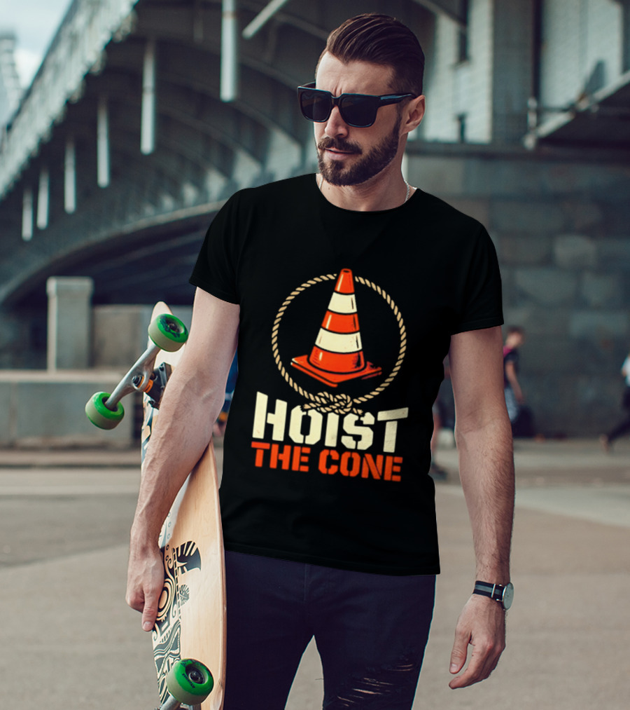 Pittsburgh Pirates Hoist The Cone Rope Traffic Cone T-Shirt