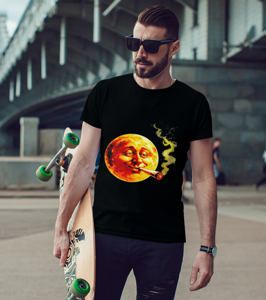 Moon Face Smoking Weed Blunt Lunar Smokers Club T-Shirt