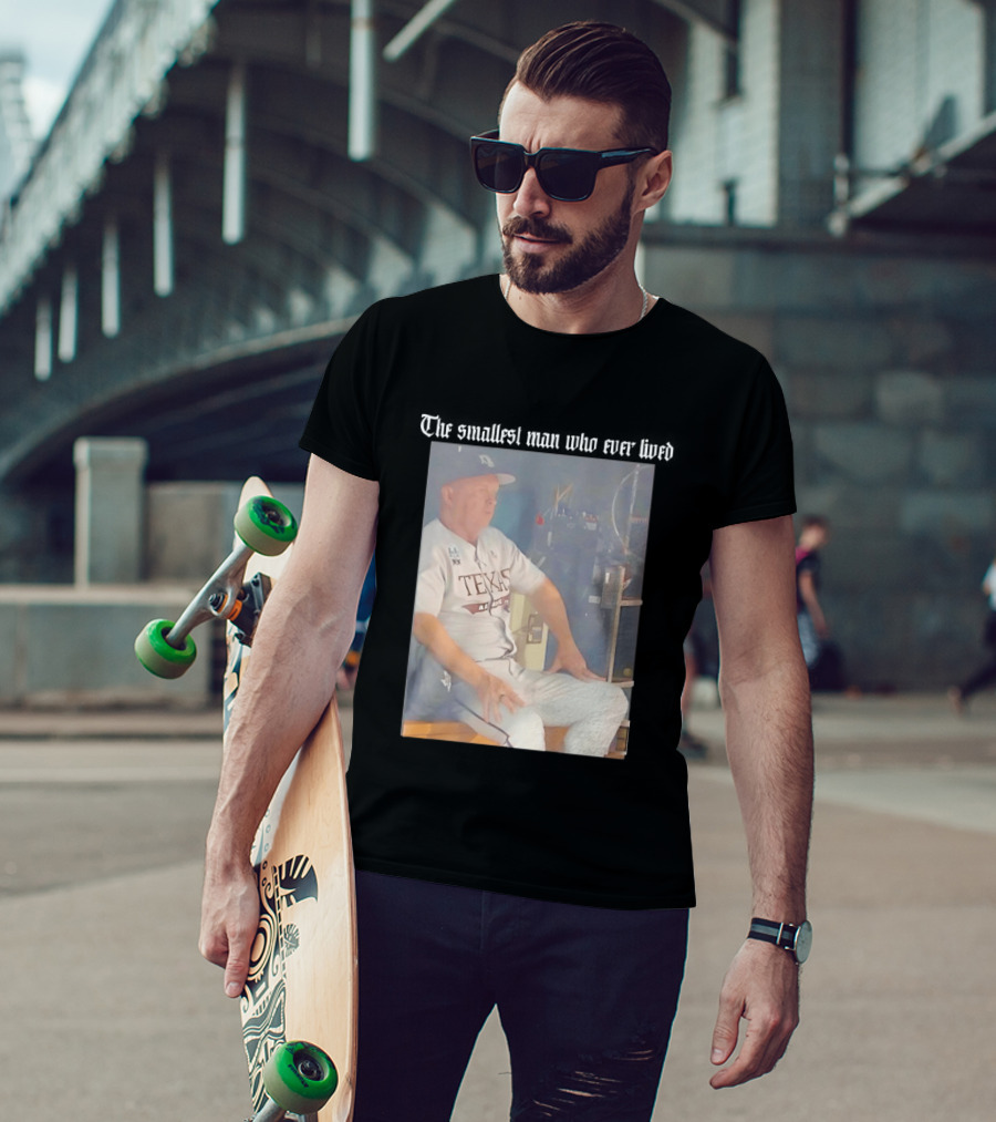 Texas A&M Aggies Jim Schlossnagle Baseball Coach Sitting Relaxed T-Shirt