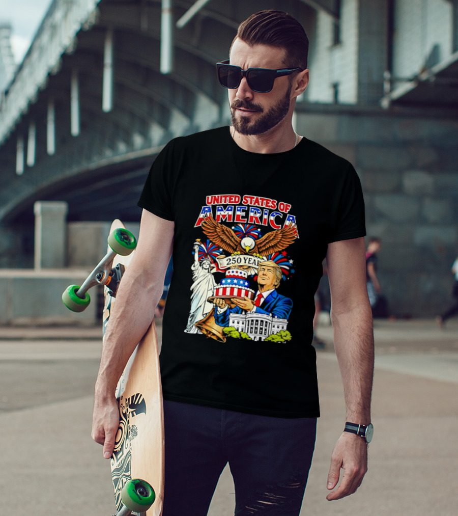 United States Of America 250 Years Celebration 4th Of July Trump With Birthday Cake And Eagle T-Shirt