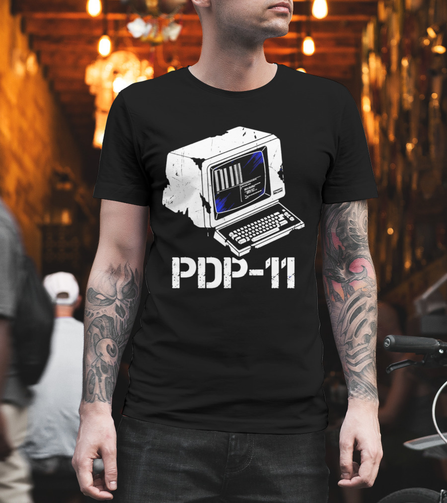 PDP 11 Vintage Computer Terminal Retro Distressed T-Shirt