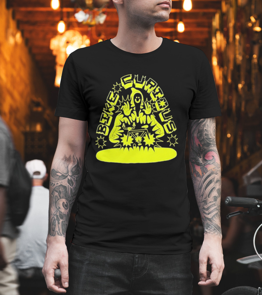 Bike Curious Wizardry Yellow Robe Starburst Biker T-Shirt