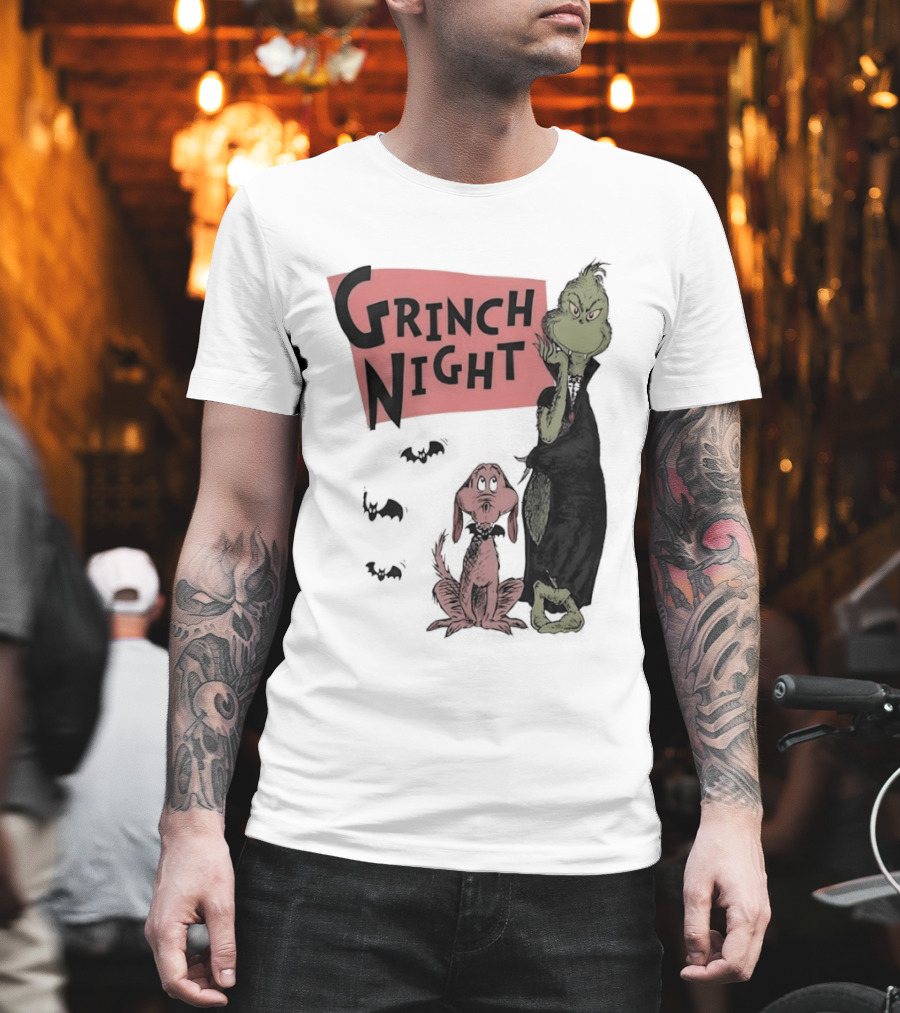 Grinch And Max Halloween Night Spooky Scene T-Shirt