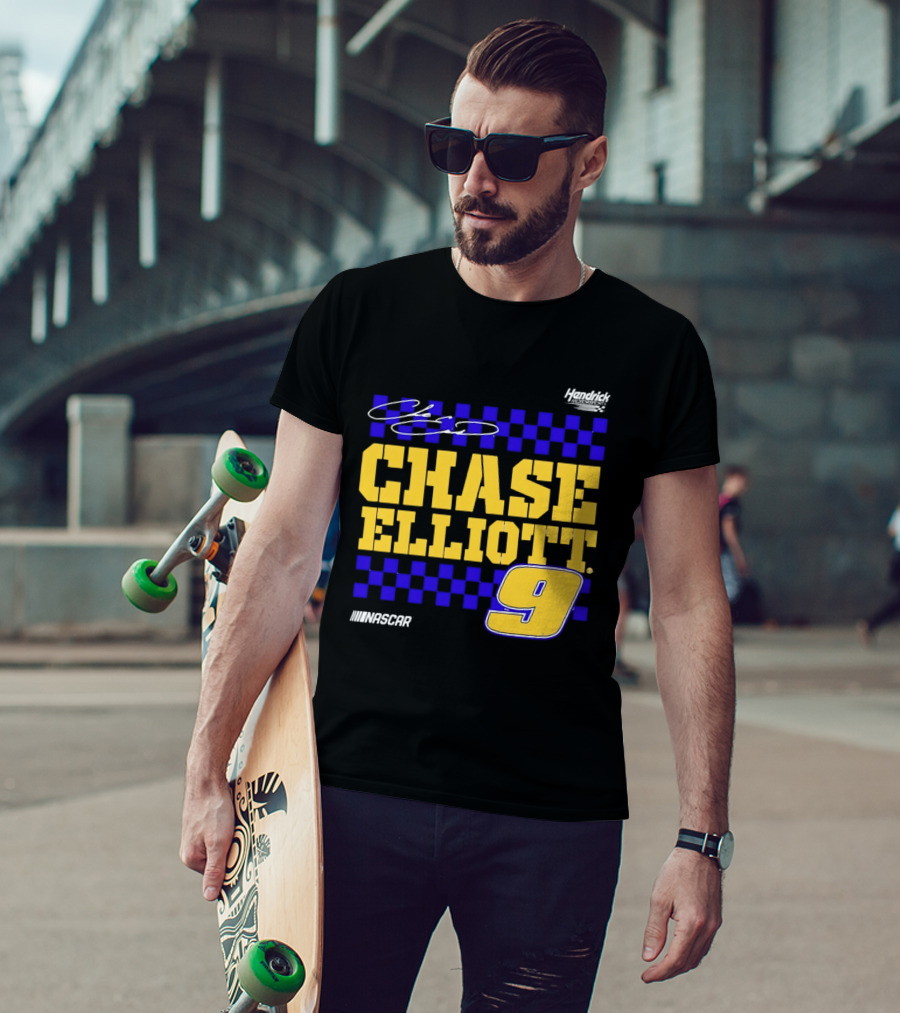 Chase Elliott 9 NASCAR Hendrick Motorsports Vive La Fete Autographed T-Shirt