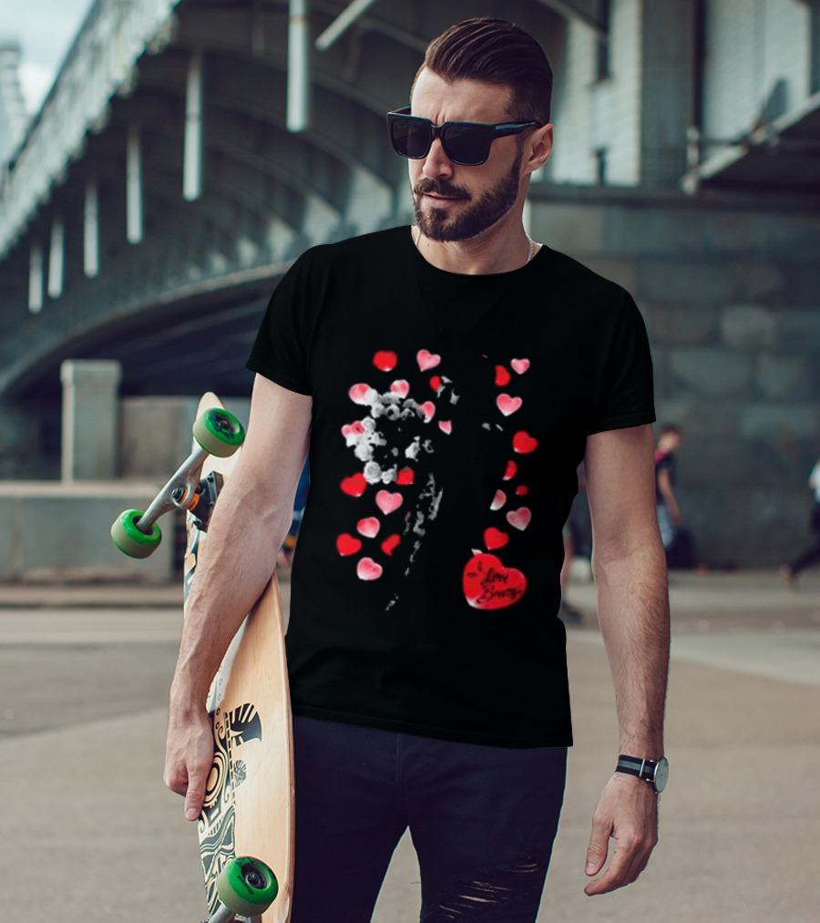 Chris Brown I Love Breezy Heart Petals T-Shirt