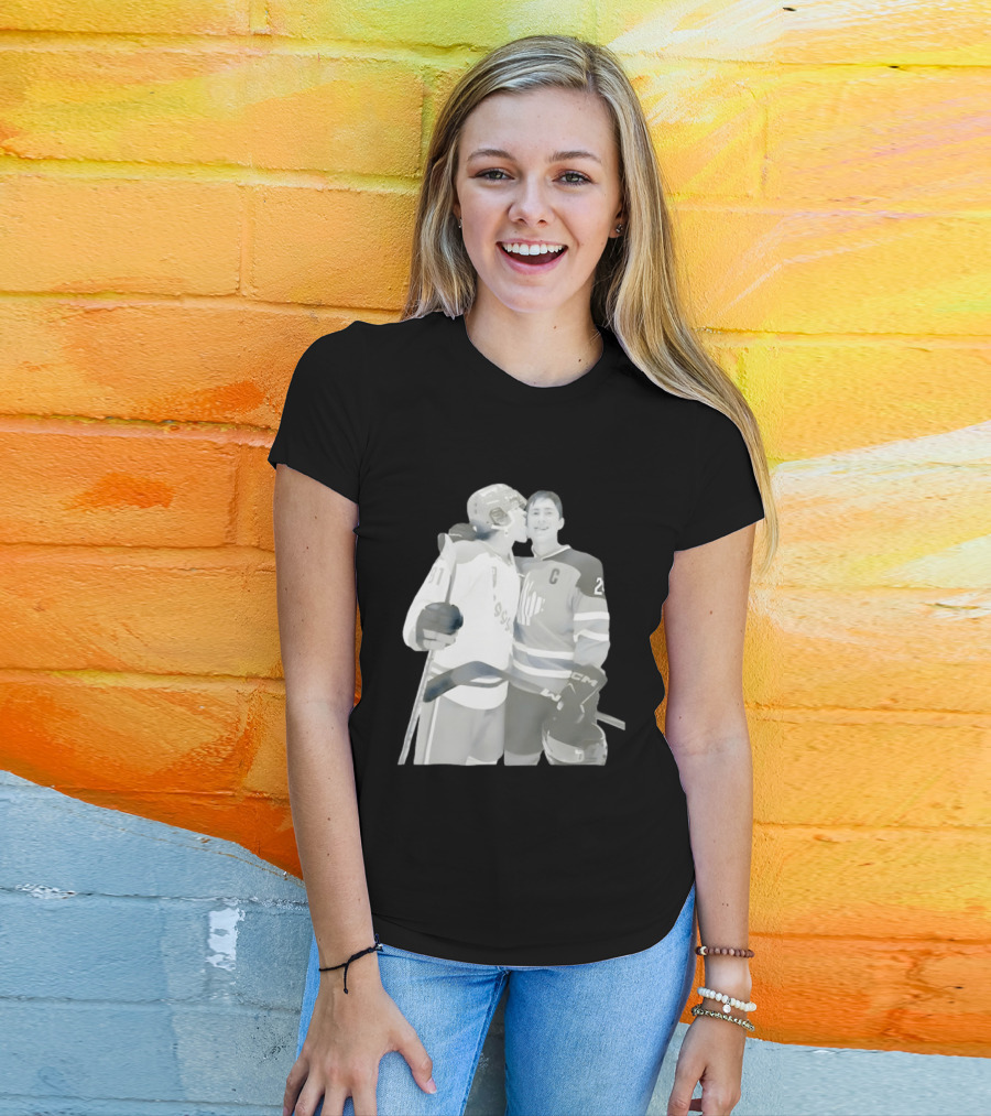 Ilya Rozanov Licks Shane Hollander Face Hockey Romance 81 25 C Ice Embrace T-Shirt