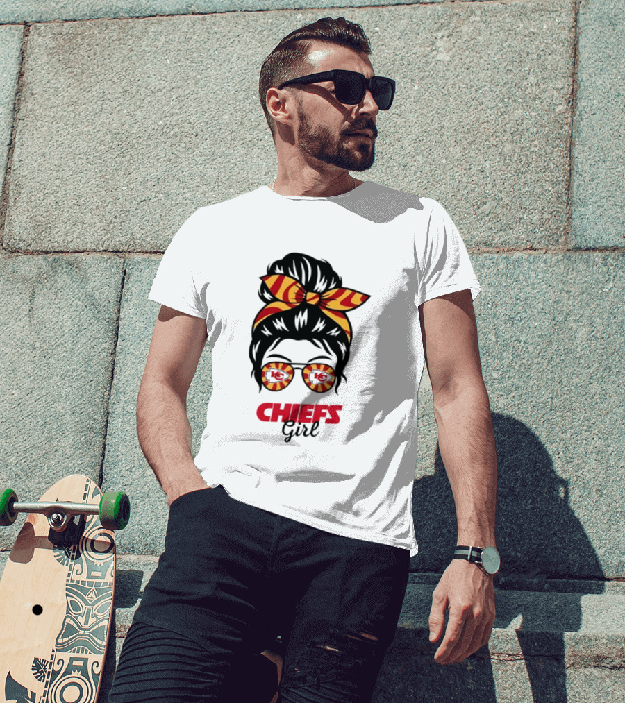 Kansas City Chiefs Girl Messy Bun With Striped Bow And Glasses T-Shirt