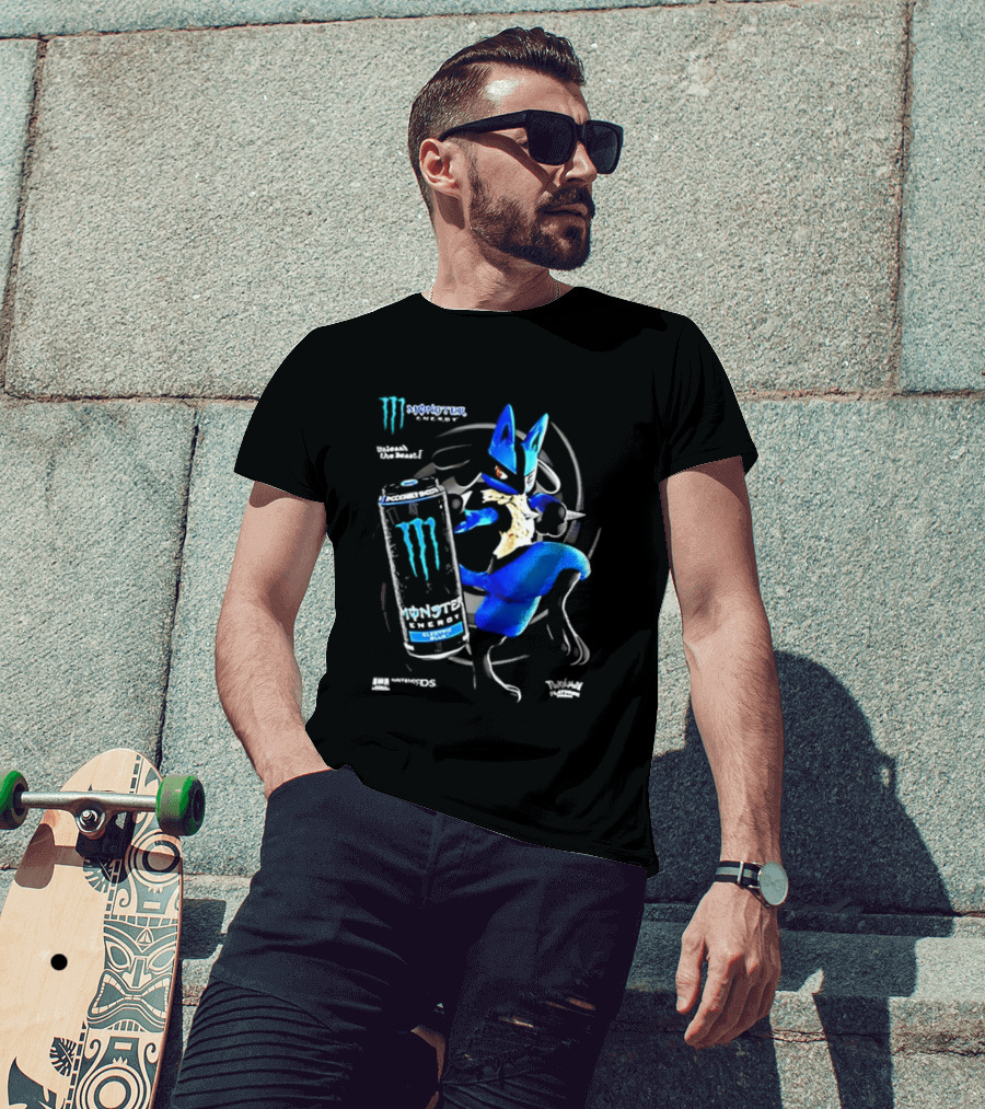 Pokémon Lucario Monster Energy Can Líquido Azulado Invigorante T-Shirt