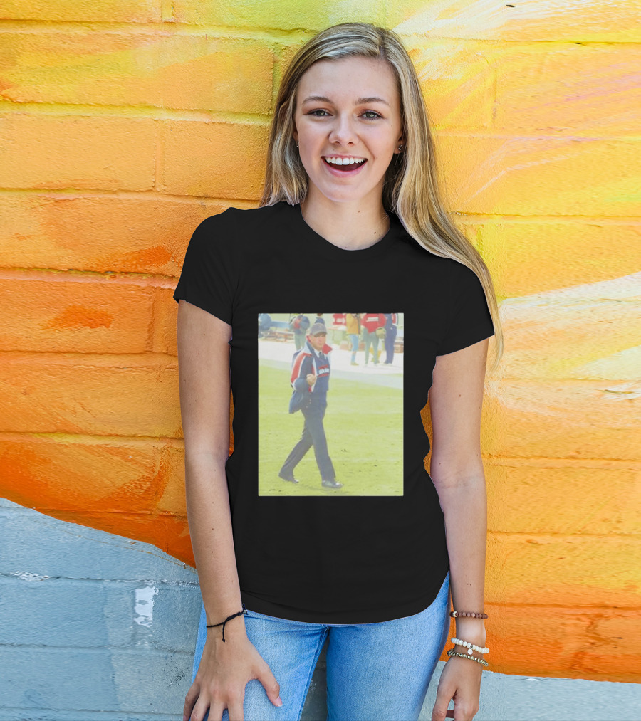 Chicago Bears Mike Ditka Da Coach Middle Finger Iconic Gesture T-Shirt