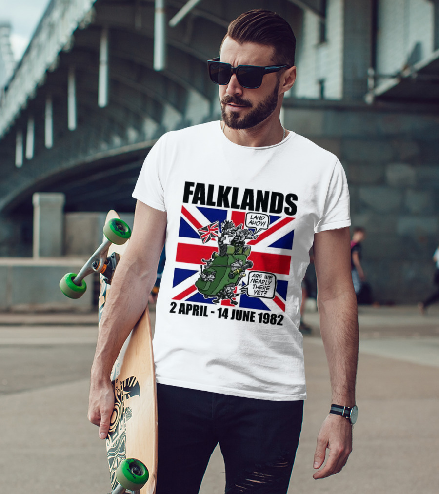 Falklands War 2 April 14 June 1982 Union Jack Tank T-Shirt