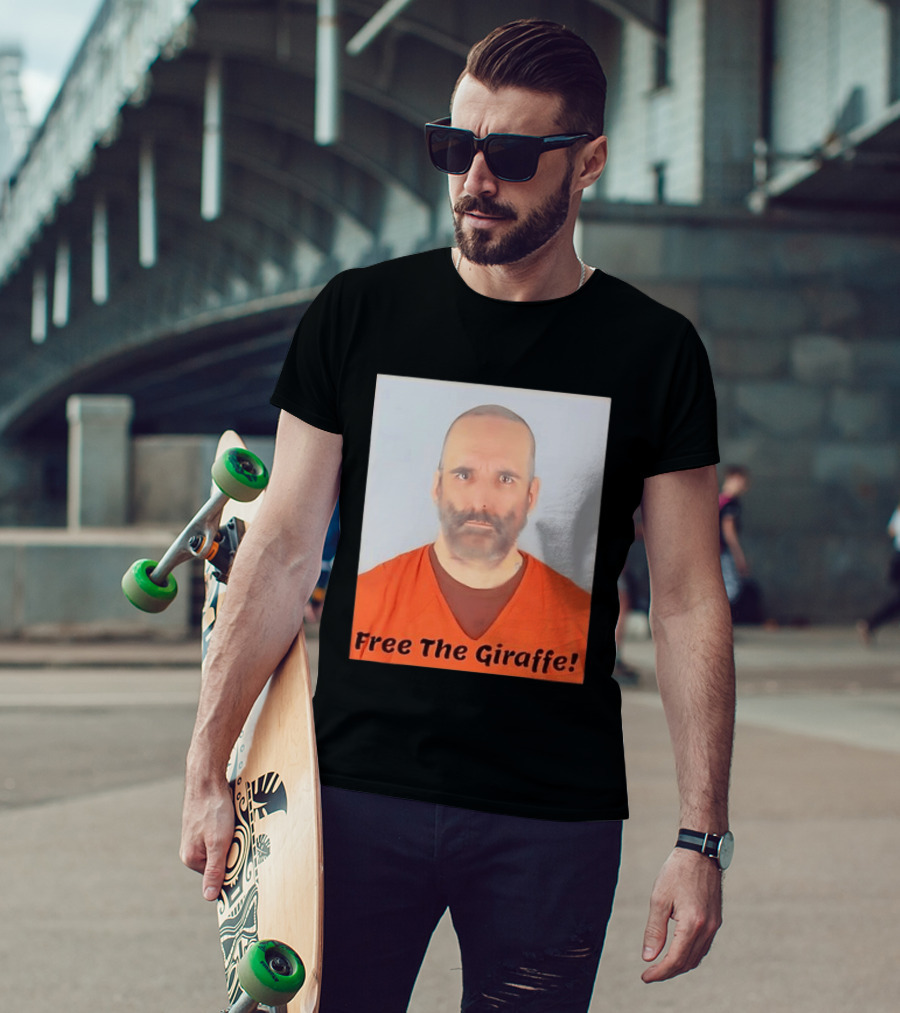 Free The Giraffe Shot Funny Jail Photo T-Shirt
