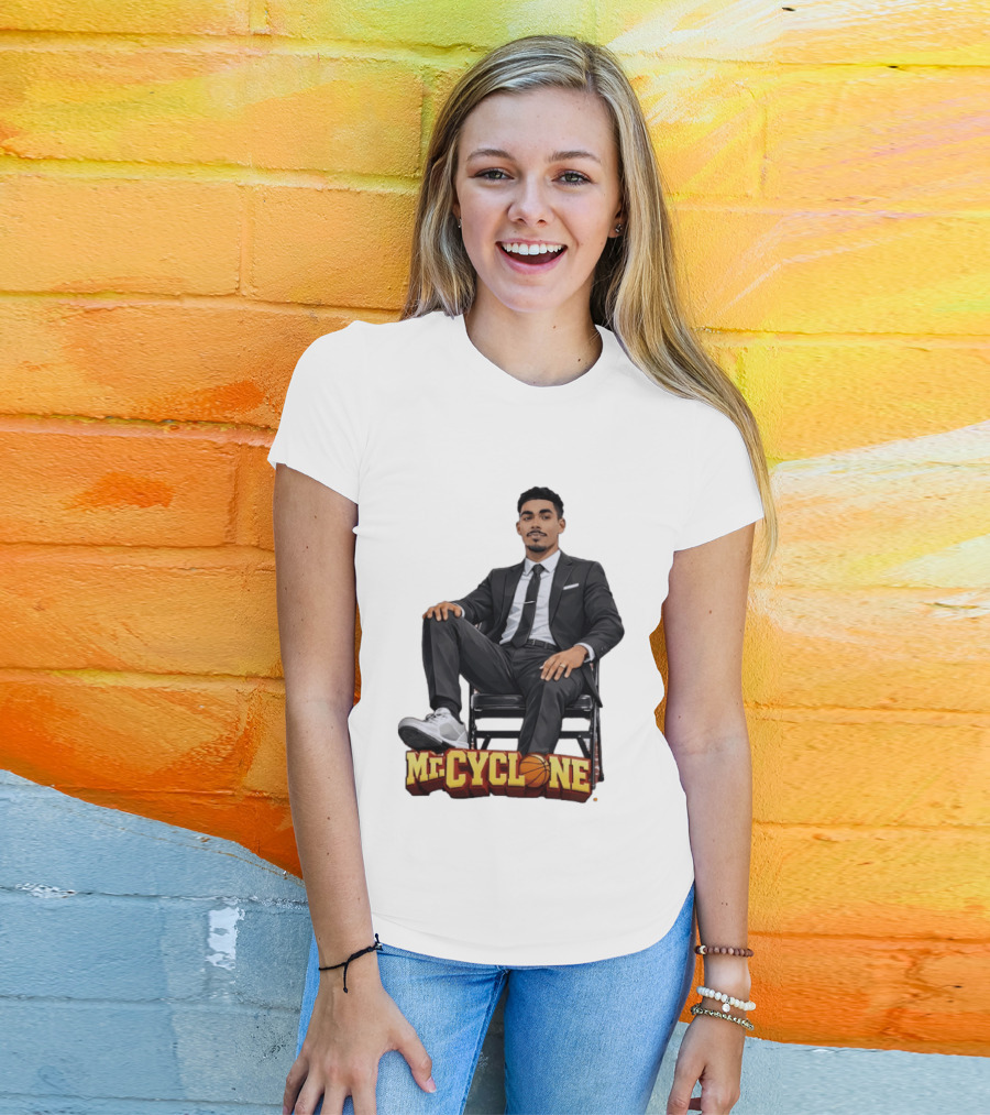 Mr Cyclone Tamin Lipsey In Suit On Chair Iowa State Cyclones T-Shirt