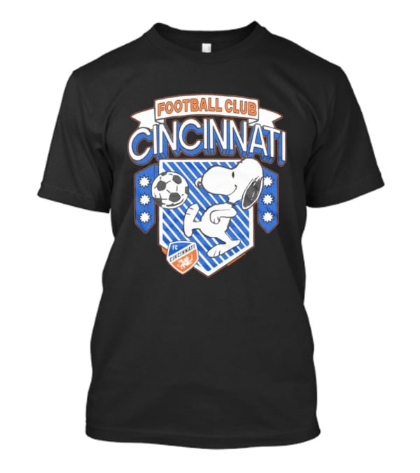 Peanuts Snoopy Kicking Soccer Ball Football Club Cincinnati FC T-Shirt