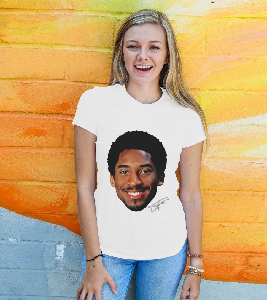 Kobe Bryant Big Face All Smiles NBA Legend T-Shirt