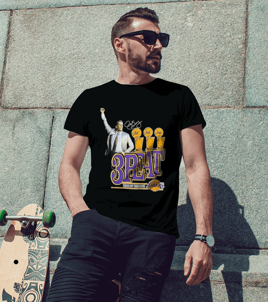 Los Angeles Lakers 3PEAT Team Of The 80's 87 88 89 Pat Riley T-Shirt