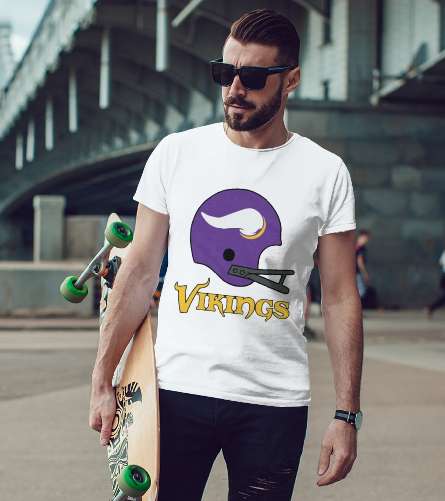 Vikings Minnesota Big Helmet Purple Football Team T-Shirt