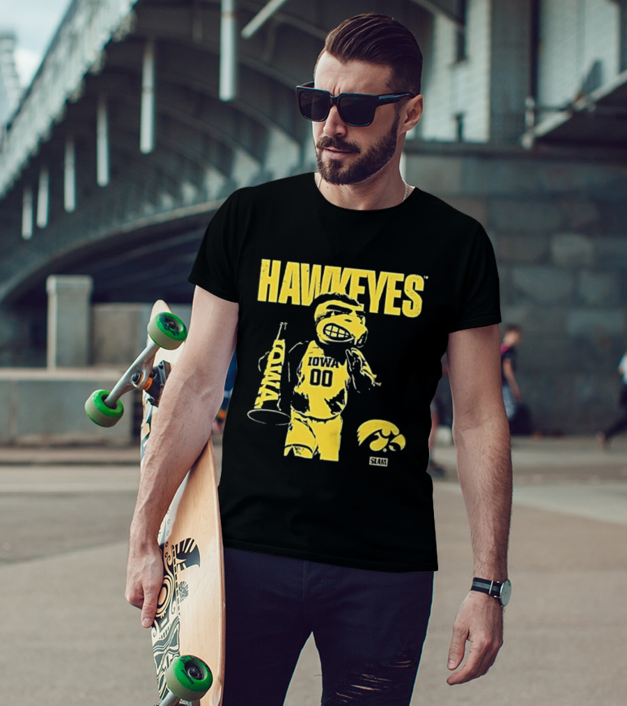 Iowa Hawkeyes Herky The Hawk 00 Slam Basketball T-Shirt