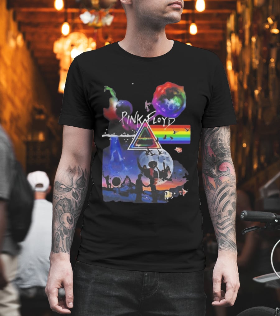 Pink Floyd Psychedelic Birds Colorful Rainbow Triangular Prism T-Shirt