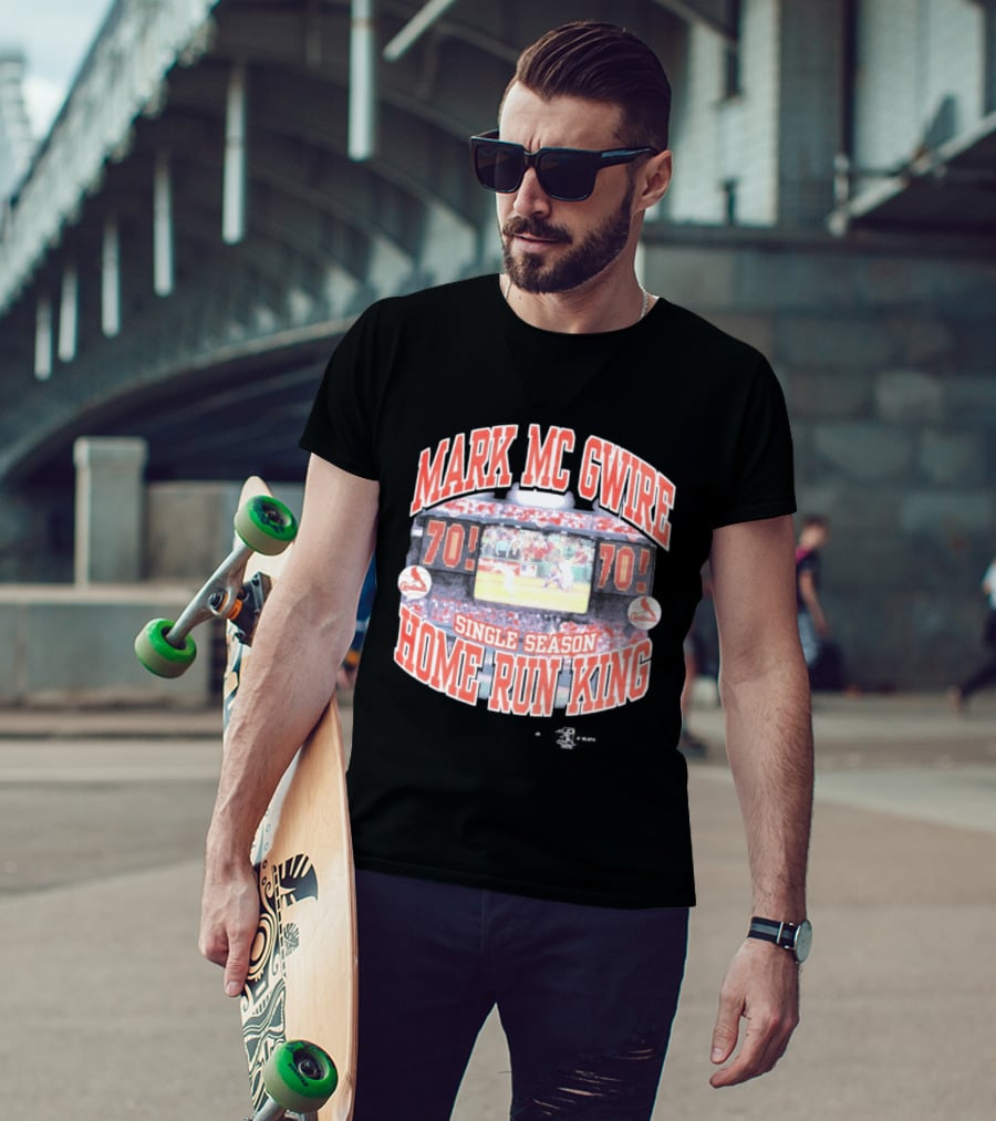 70 Mark McGwire Single Season Home Run King St. Louis Cardinals T-Shirt