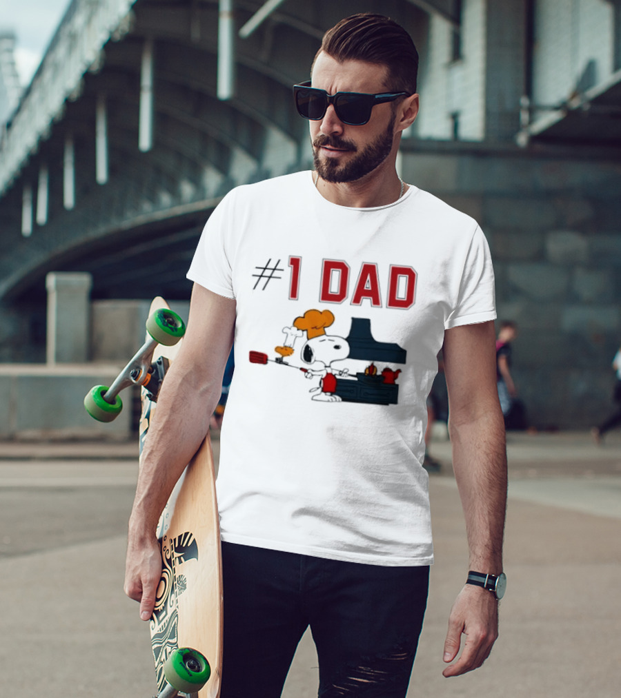 Snoopy #1 Dad BBQ Chef Cooking Grilling Peanuts Comic Strip T-Shirt