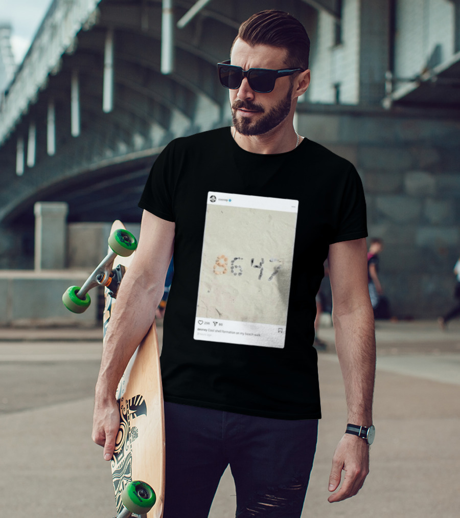 Comey Cool Shell Formation 8647 Beach Walk T-Shirt