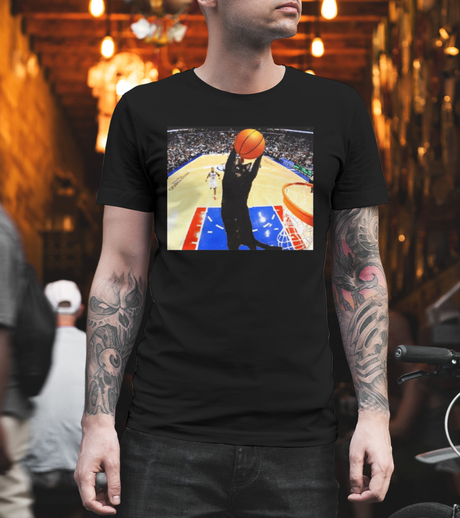 Jarrett Allen Cat Dunking Basketball On Court T-Shirt