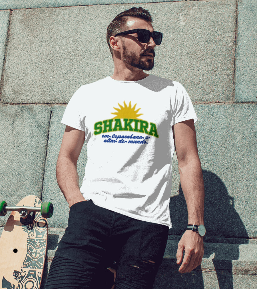Shakira Em Copacabana E Além Do Mundo T-Shirt
