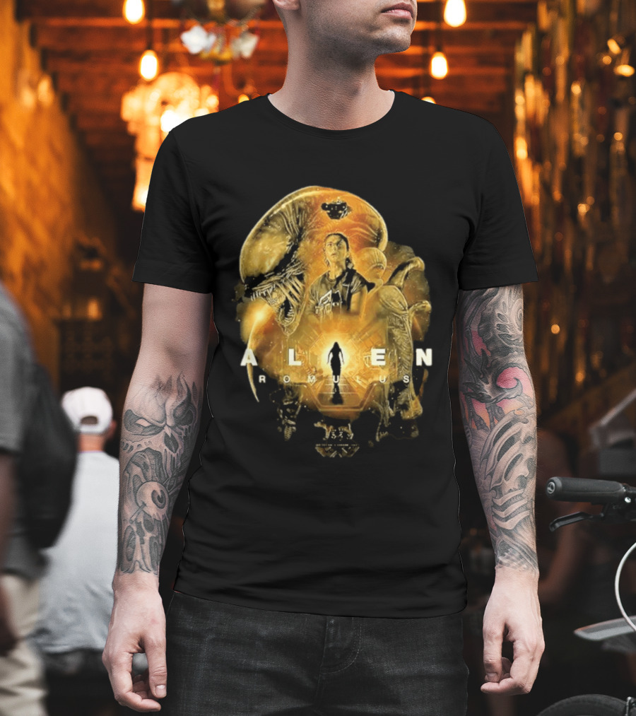 Alien Romulus Xenomorph Collage With Character And Spaceship T-Shirt