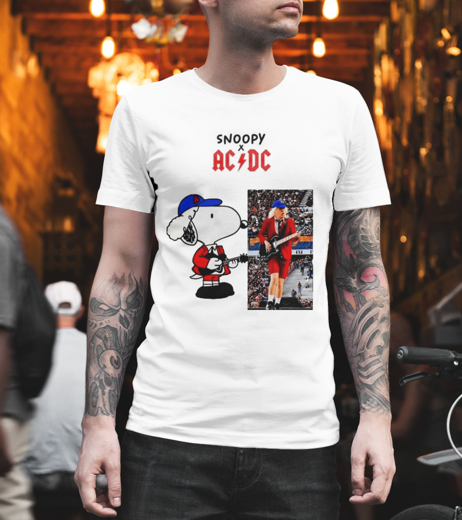 Snoopy Peanuts AC DC Angus Young Rock Concert T-Shirt