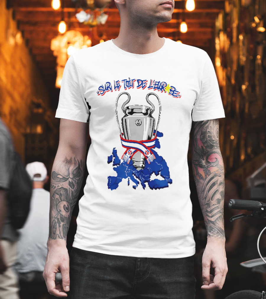 Paris Saint Germain Sur Le Toit De L'Europe 2026 Trophy T-Shirt